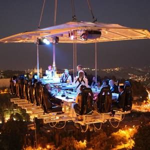 Meet your Posher, Moises